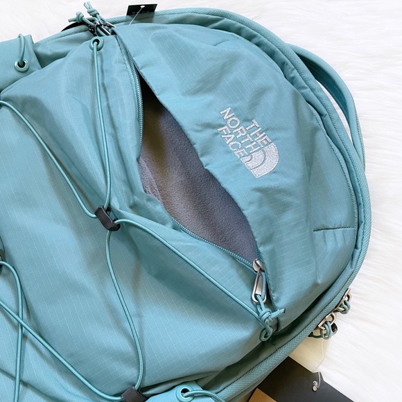 The North Face Women’s Borealis Luxe 27 Liter Backpack - Picture 4 of 8